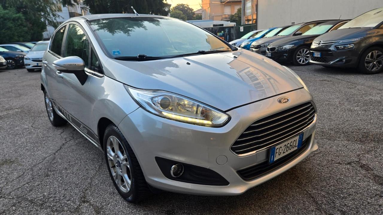 Ford Fiesta 1.5 TDCi 75CV 5 porte Titanium Neopatentati