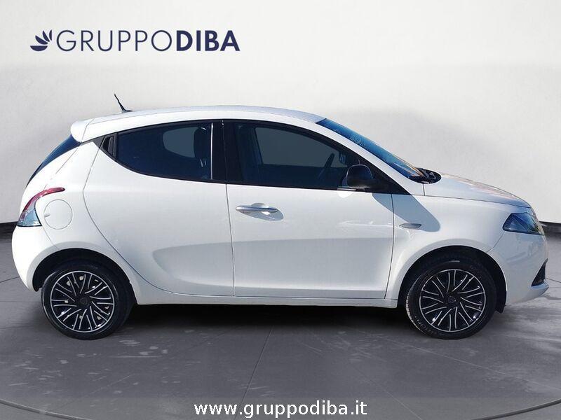 Lancia Ypsilon III 2021 1.0 firefly hybrid Silver s&s 70cv 5p.ti