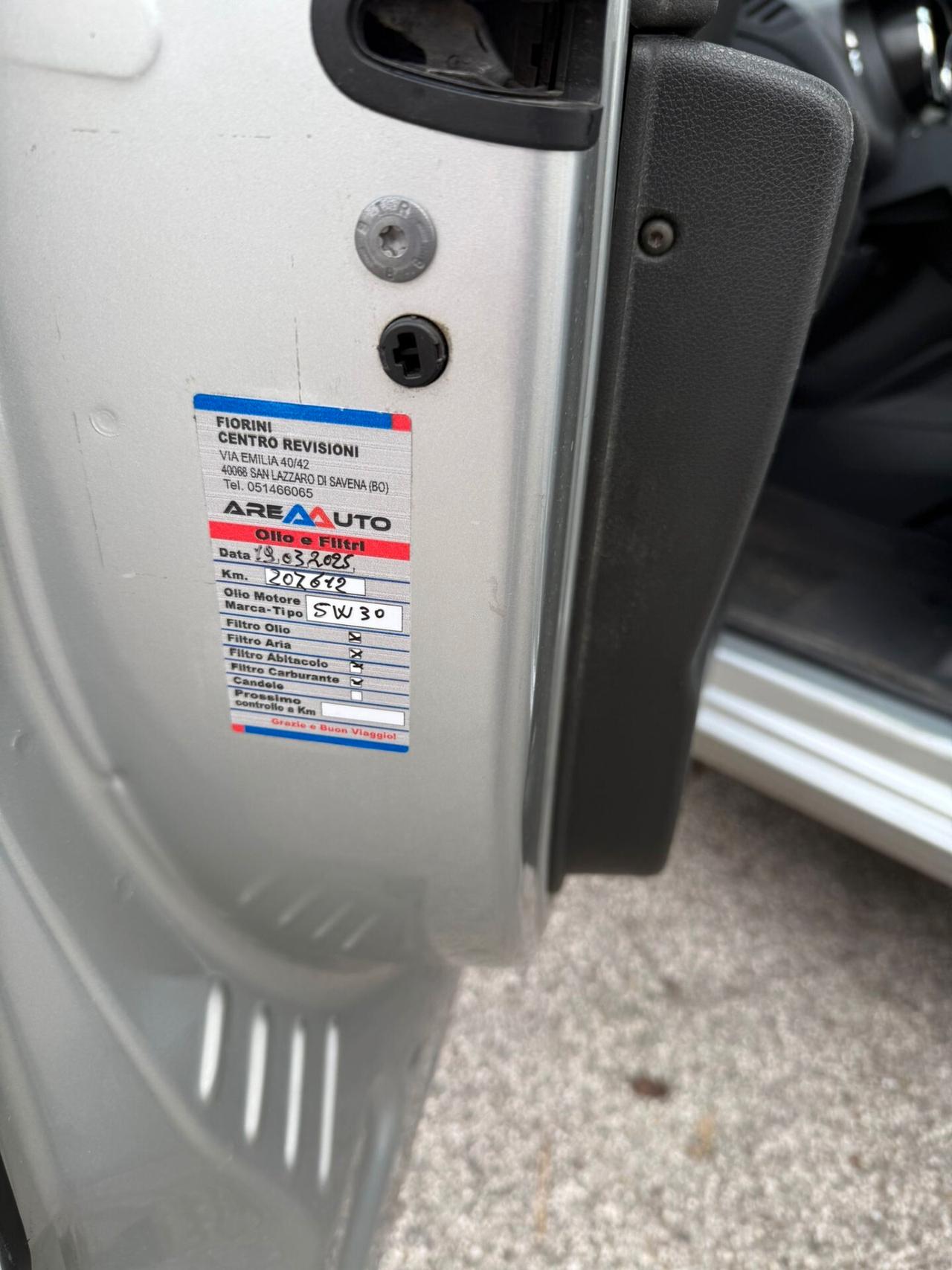 Peugeot 5008 1.6 HDi 112CV Féline