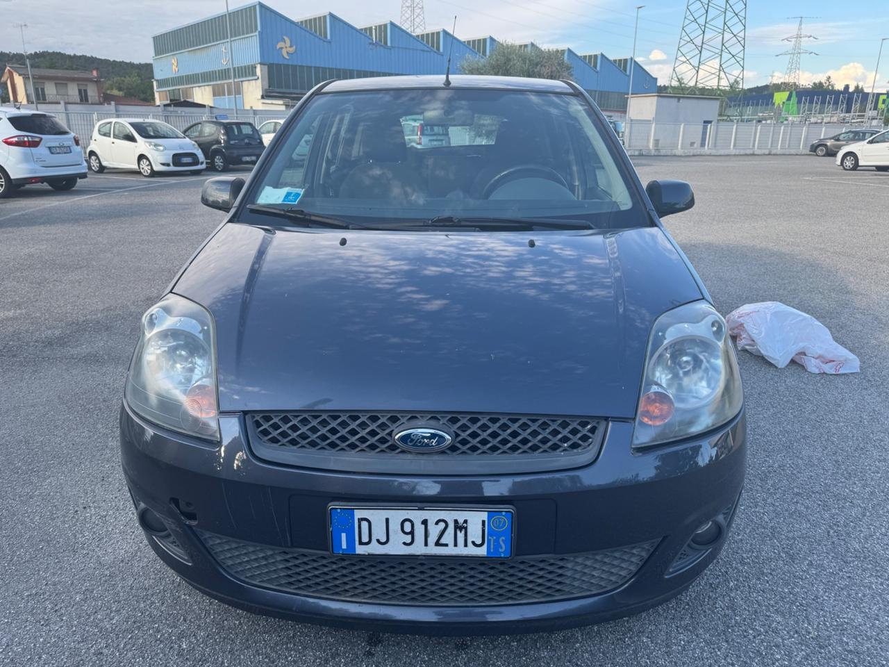 Ford Fiesta 1.2 16V 5p. Ghia 2007