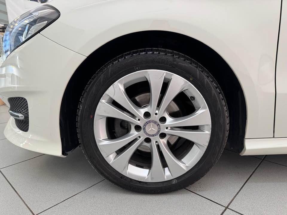 Mercedes-benz B 180 d Sport 110/CV 2017