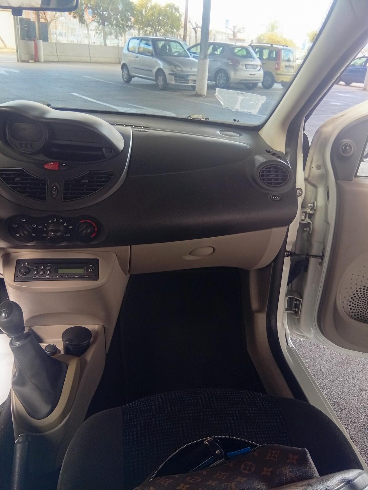 Renault Twingo 1.2 Sport & Sound