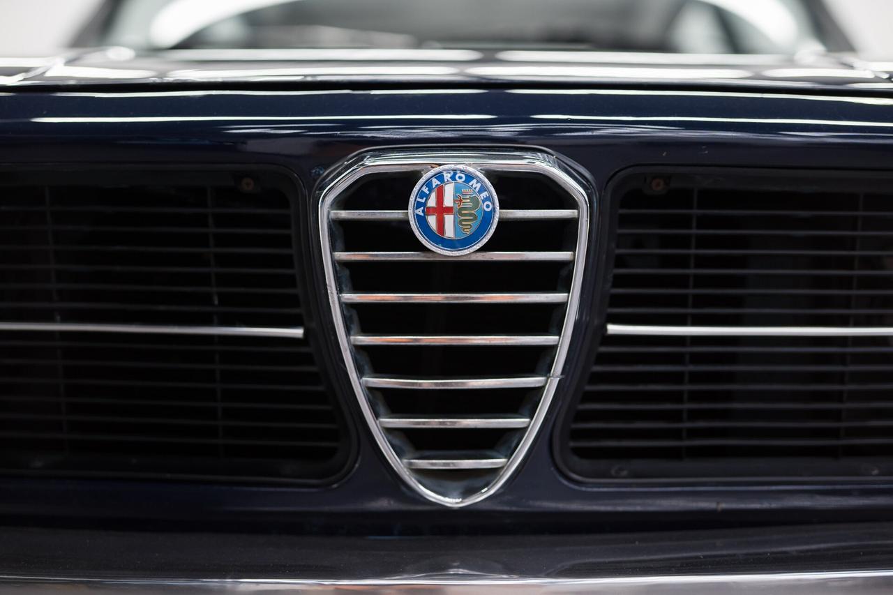 Alfa Romeo Alfetta 1.6--SCUDO STRETTO--