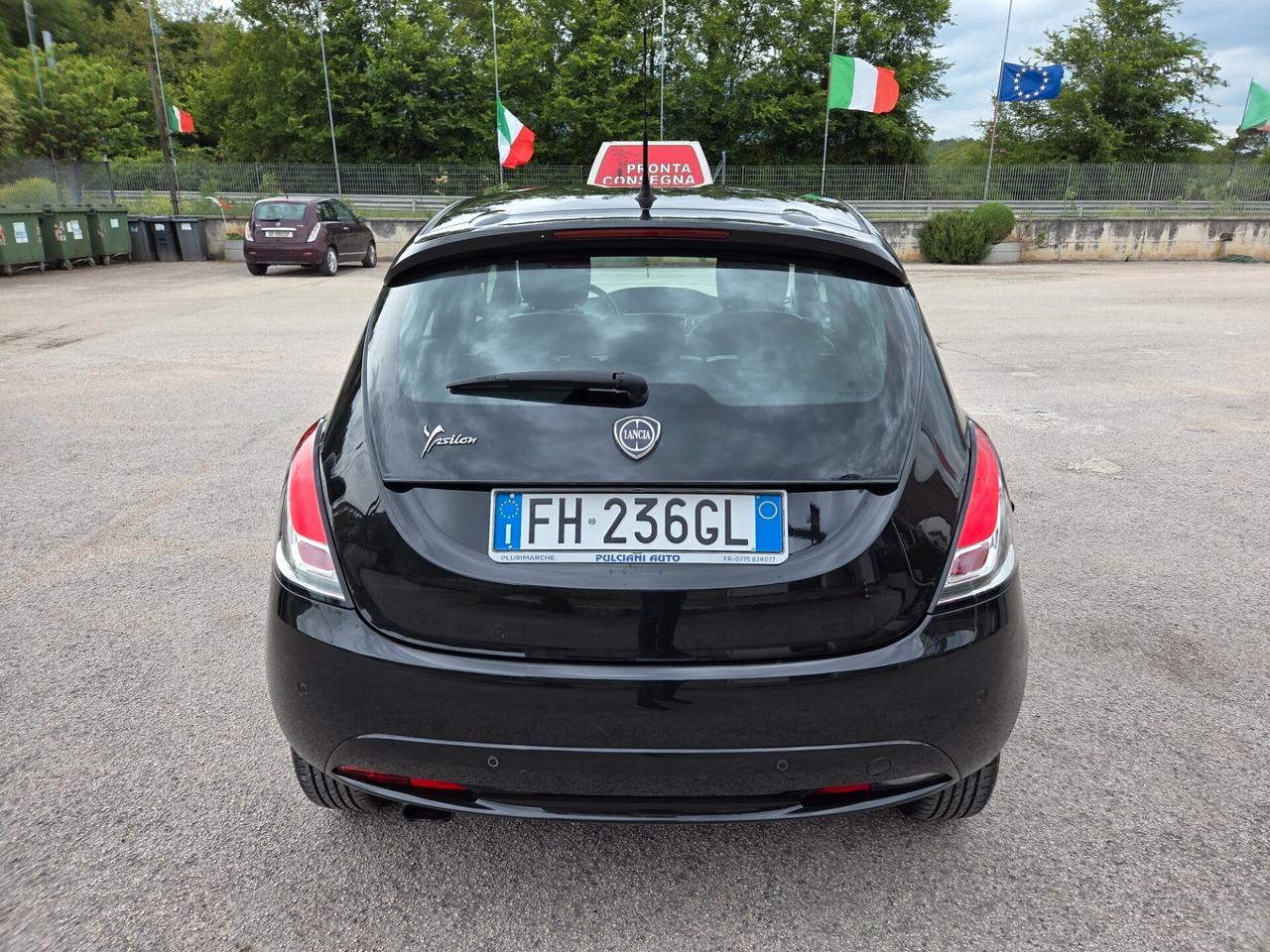 Lancia Ypsilon 1.2 69 CV 5 porte Gold