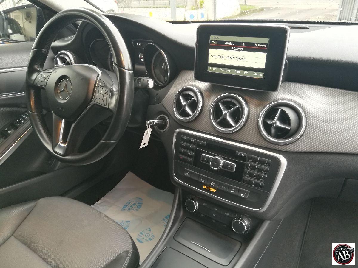 MERCEDES - Classe GLA - 200 CDI Automatic Premium - PERMUTE