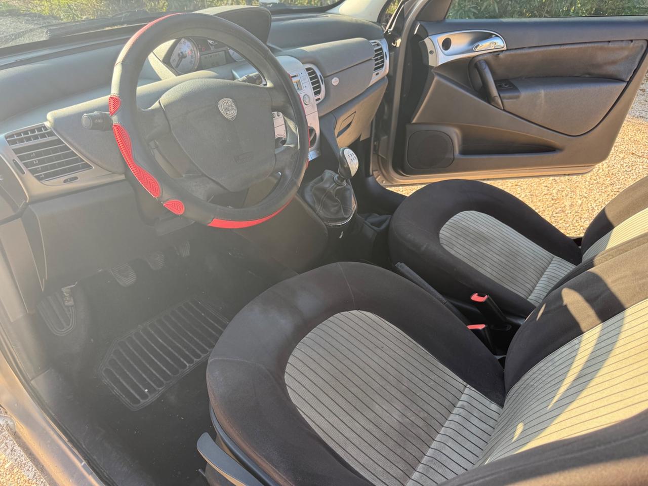 Lancia Ypsilon 1.2 GPL