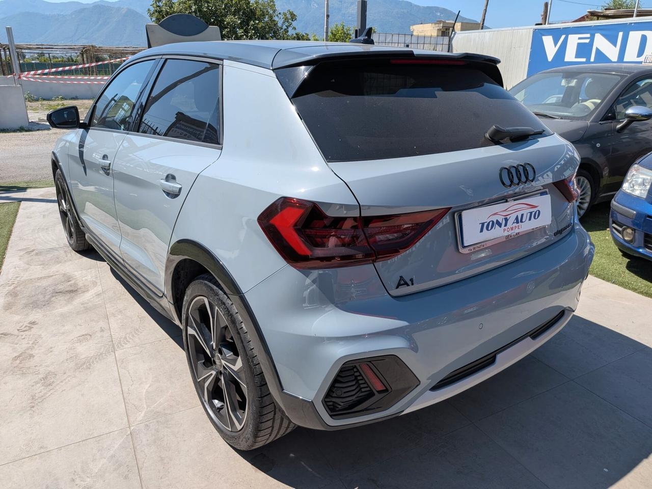 Audi A1 citycarver 30 TFSI S tronic