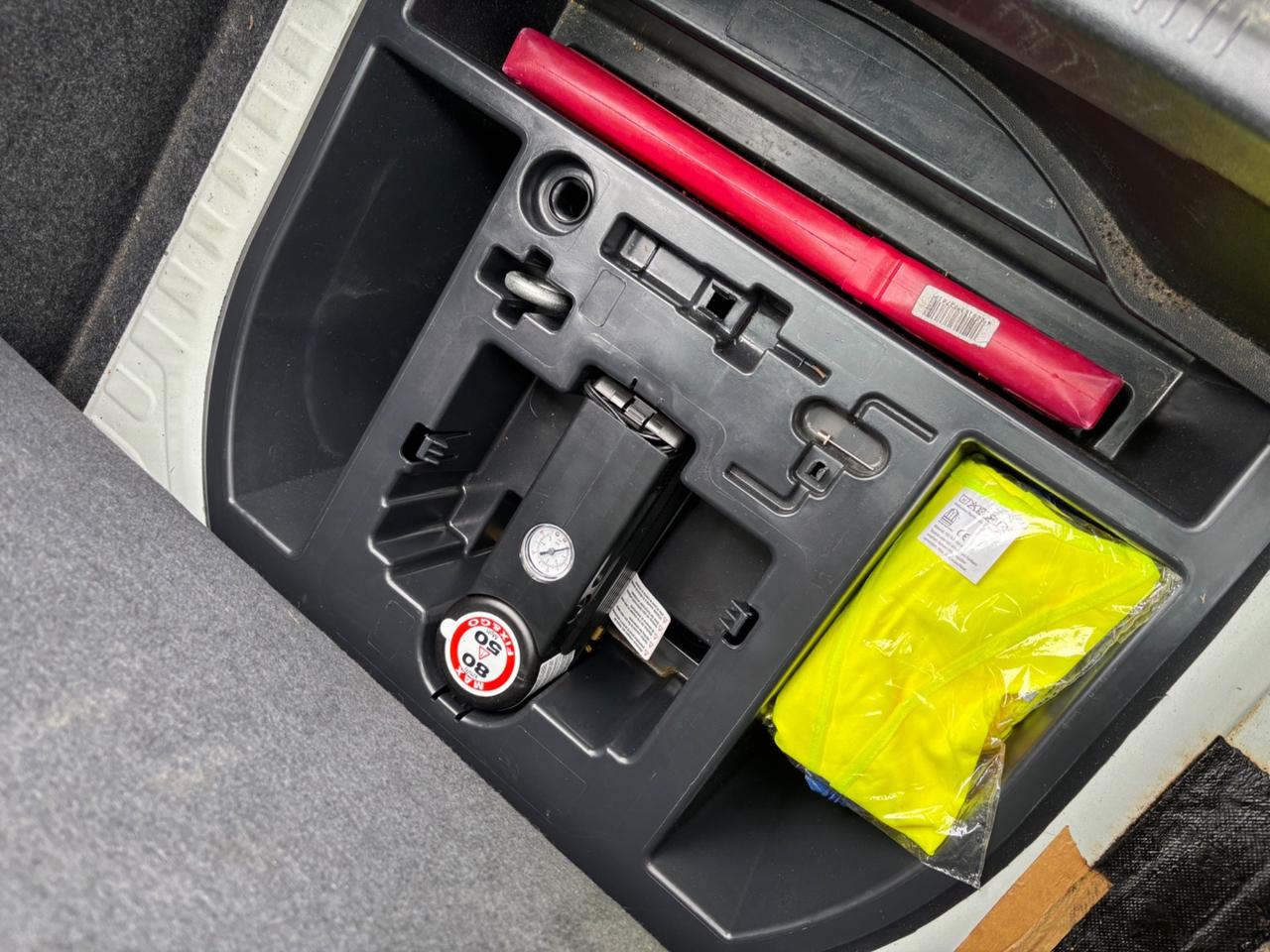Fiat Punto Evo 1.4 benzina euro 5 PARI AL NUOVO