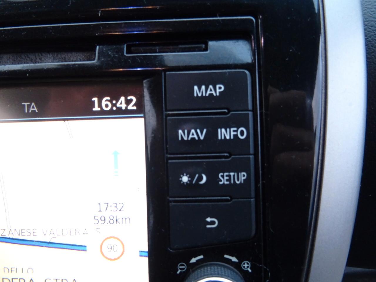 Nissan Micra 1.2 12V 5 porte Tekna