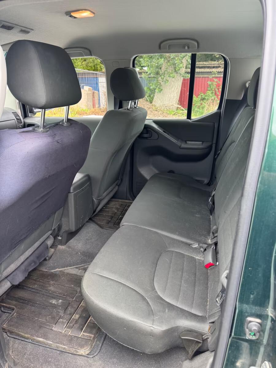 Nissan Navara 2.5 dCi 190CV Double Cab Manuale
