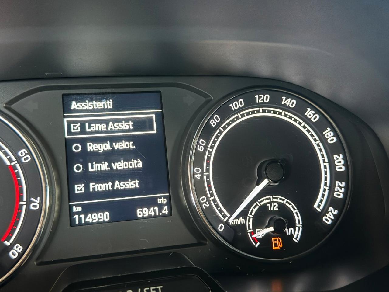 Skoda Fabia 1.0 mpi evo Ambition 80cv CAR PLAY