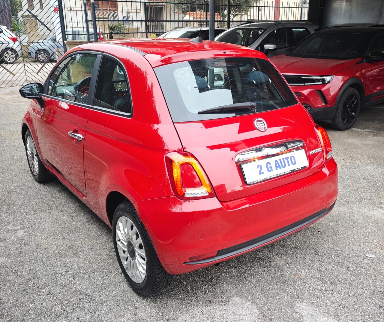 Fiat 500 1.0 Hybrid Star perfetta pari a nuova bi colore