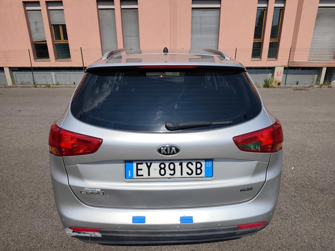 Kia Ceed cee'd 1.6 CRDi 110 CV SW neopatentati
