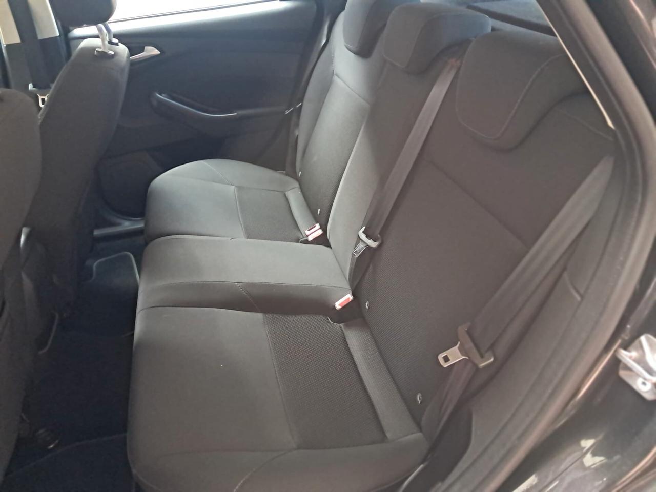 FORD FOCUS 1.5 TDCI 95CV-UNIPRO+NAVY-Euto7490