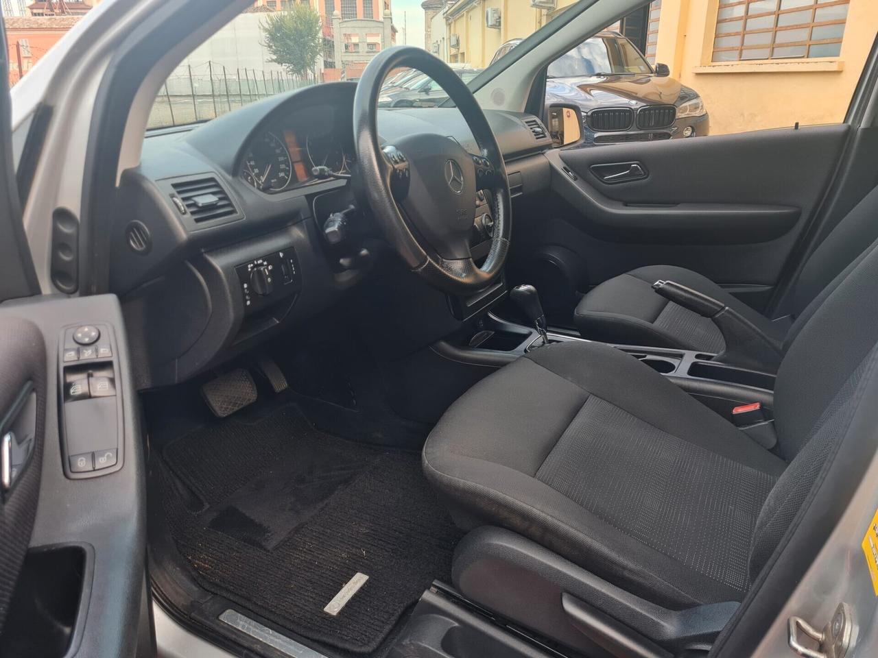 Mercedes A 160 1.5 Benz/GPL Anno 2010 AUTOMATIC