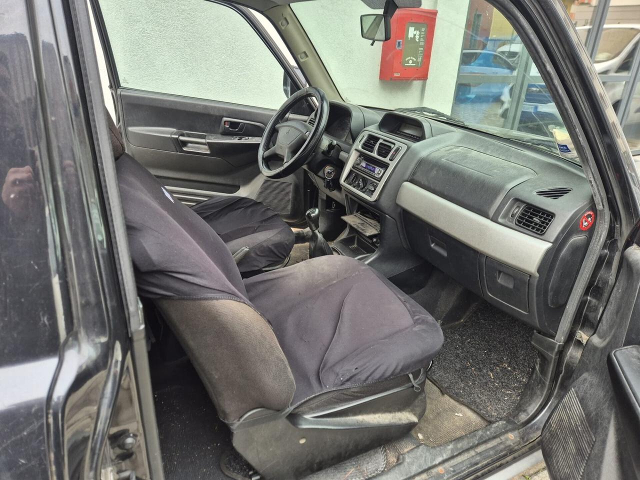 Mitsubishi Pajero Pinin 1.8 16V MPI 3 porte X COMM