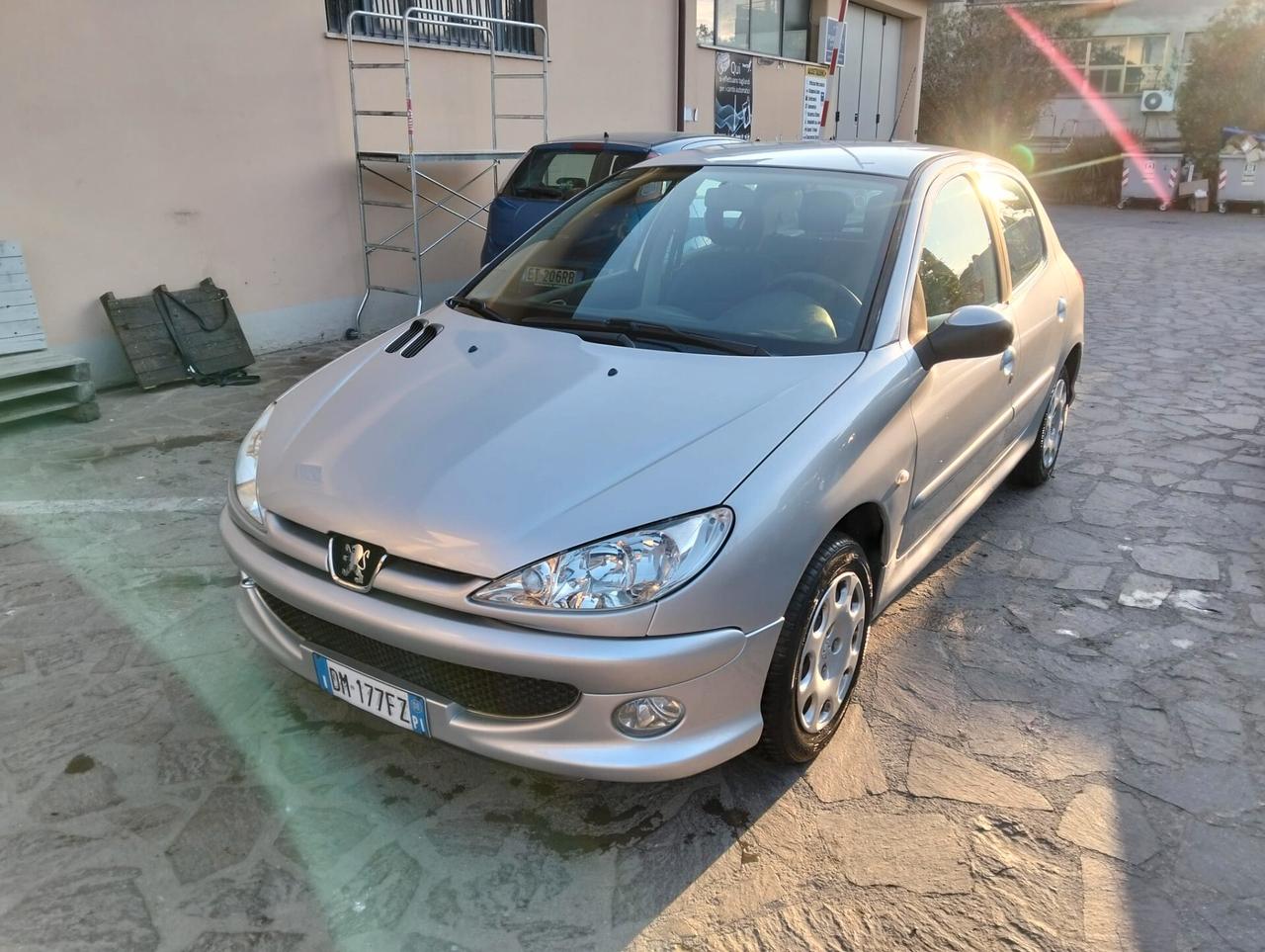 Peugeot 206 1.4 HDi 5p. Enfant Terrible