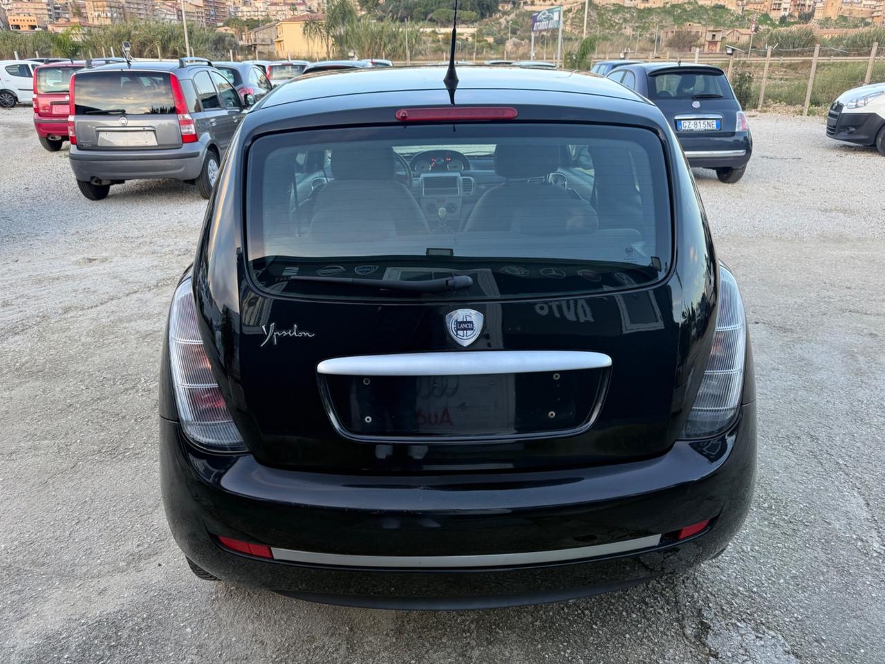 Lancia Ypsilon 1.2 Oro Giallo