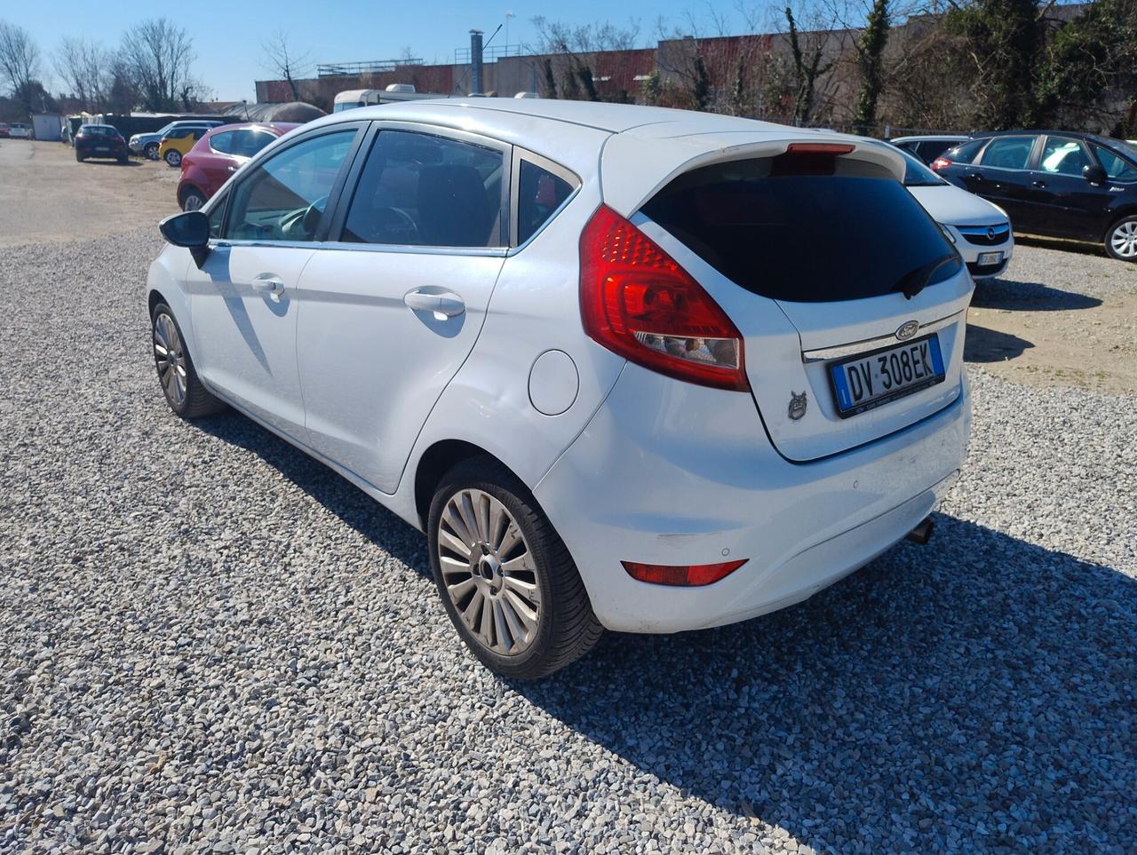 Ford Fiesta 1.4 TDCi 5p. Titanium