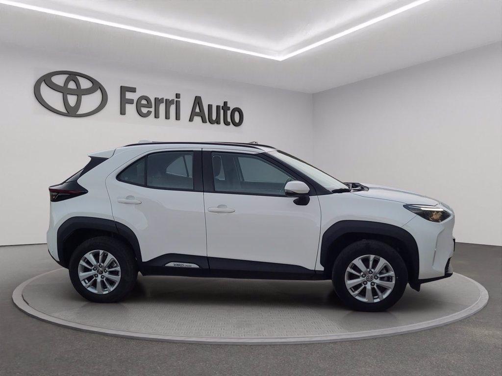 TOYOTA Yaris cross 1.5h active fwd 116cv e-cvt del 2024