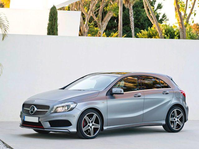 MERCEDES-BENZ A 180 Premium