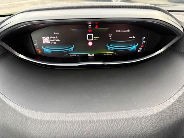 PEUGEOT 3008 Hybrid 225 e-EAT8 GT