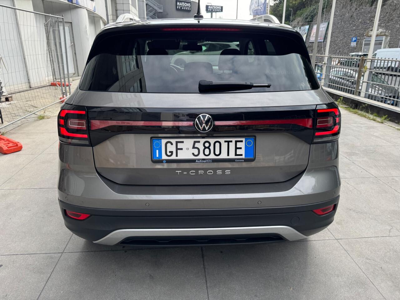 Volkswagen T-Cross 1.0 TSI 110 CV DSG AUTOMATICO