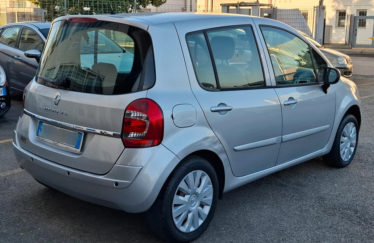 Renault Modus 1.2 16V Live