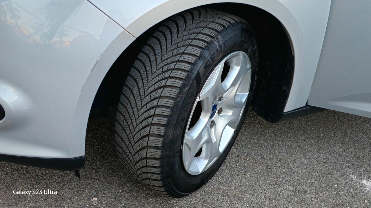 Ford Focus Gpl se garantita 12 mesi ok neopatentati