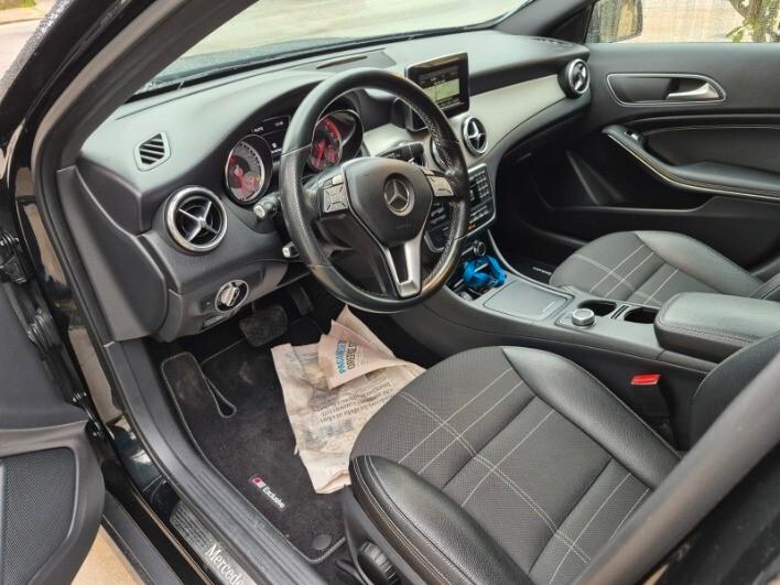 Mercedes-benz GLA 200 GLA 200 CDI Automatic Premium