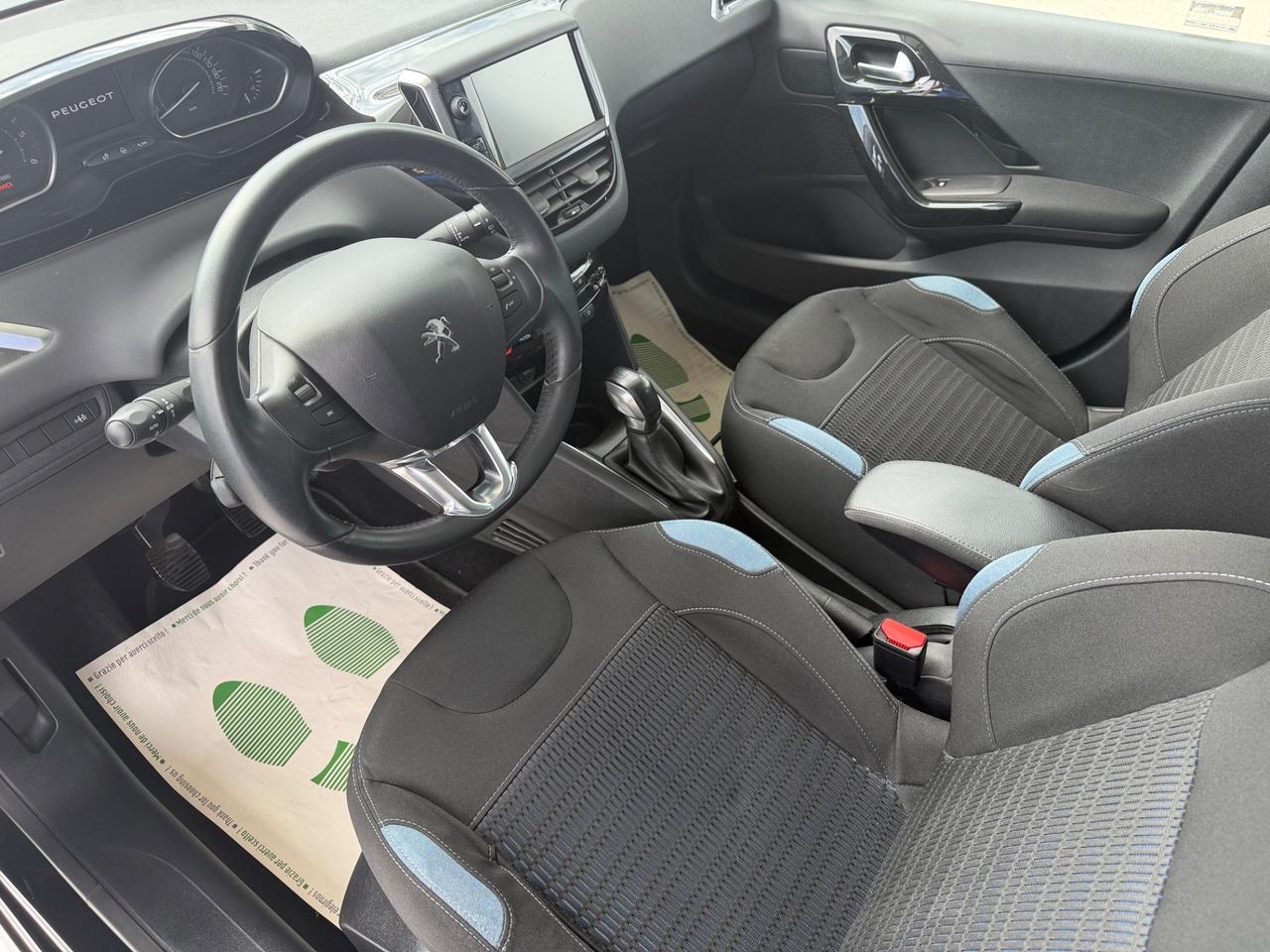 Peugeot 208 1.4 HDi 68 CV 5 porte Allure
