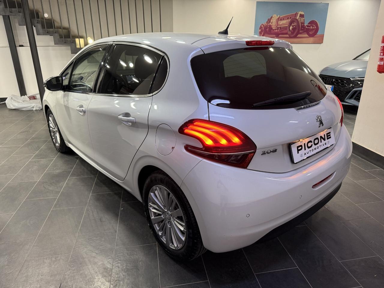 Peugeot 208 BlueHDi 100 S&S 5 porte Allure