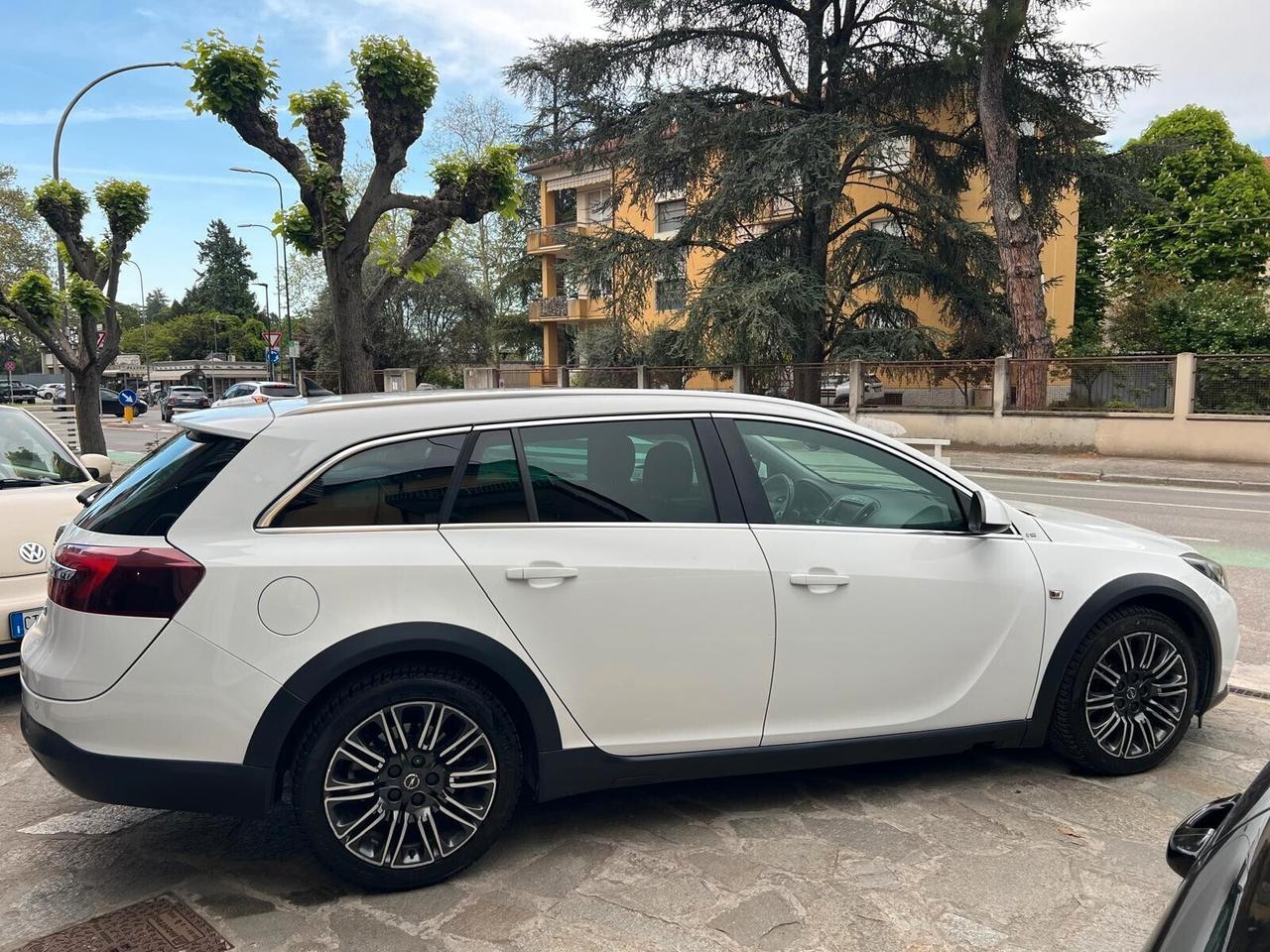 OPEL INSIGNA 2.0 CDTI 4x4 163cv COUNTRY TOURER AUTOM