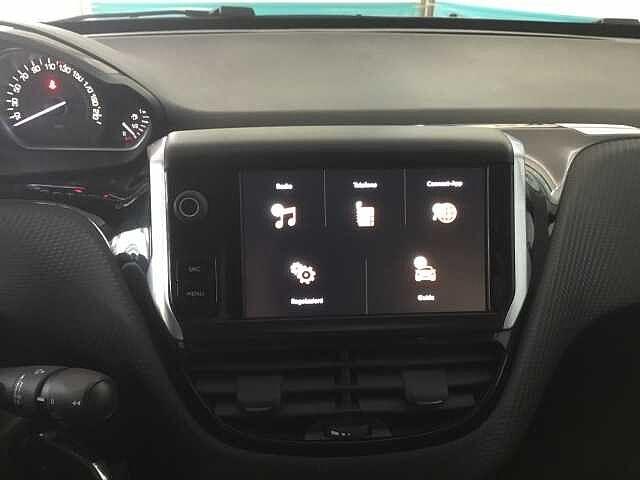 Peugeot 2008 Active 1.2 PureTech 82 cv - Usata