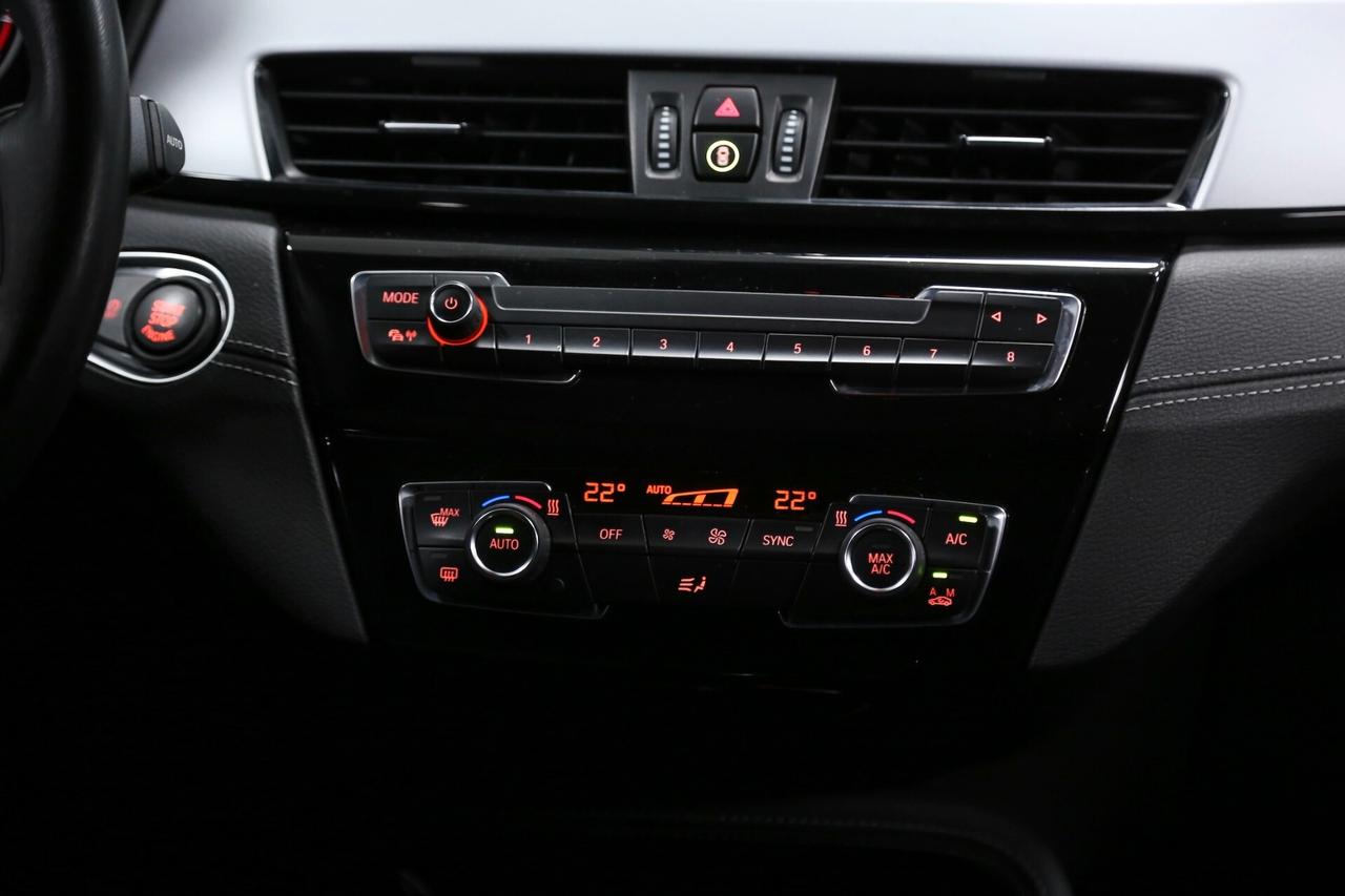 BMW X2 sDrive18d Business-X auto