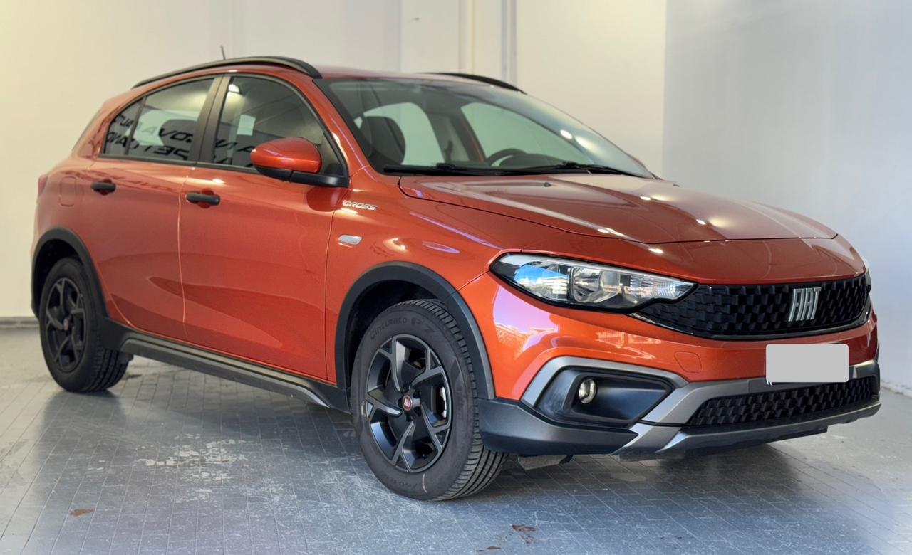 Fiat Tipo 1.5 Hybrid DCT 5 porte Cross