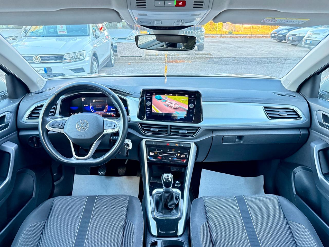 " DA VETRINA " Volkswagen T-Roc 2.0 TDI SCR Style