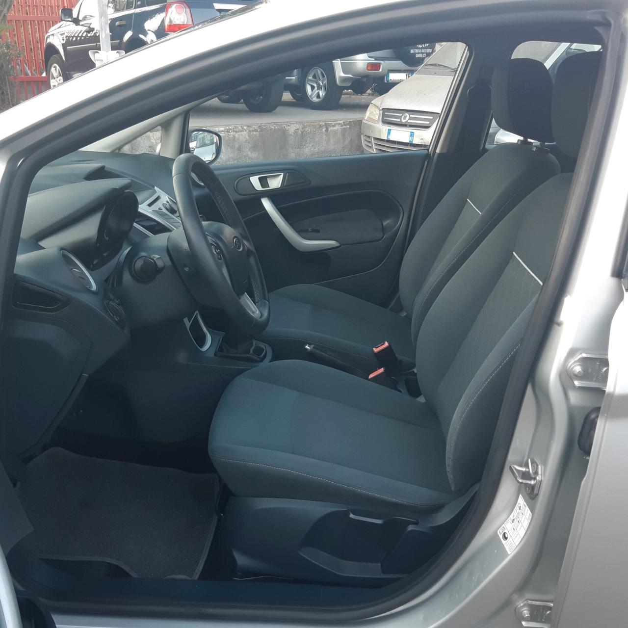 Ford Fiesta 1.4 5 porte Bz.- GPL Titanium