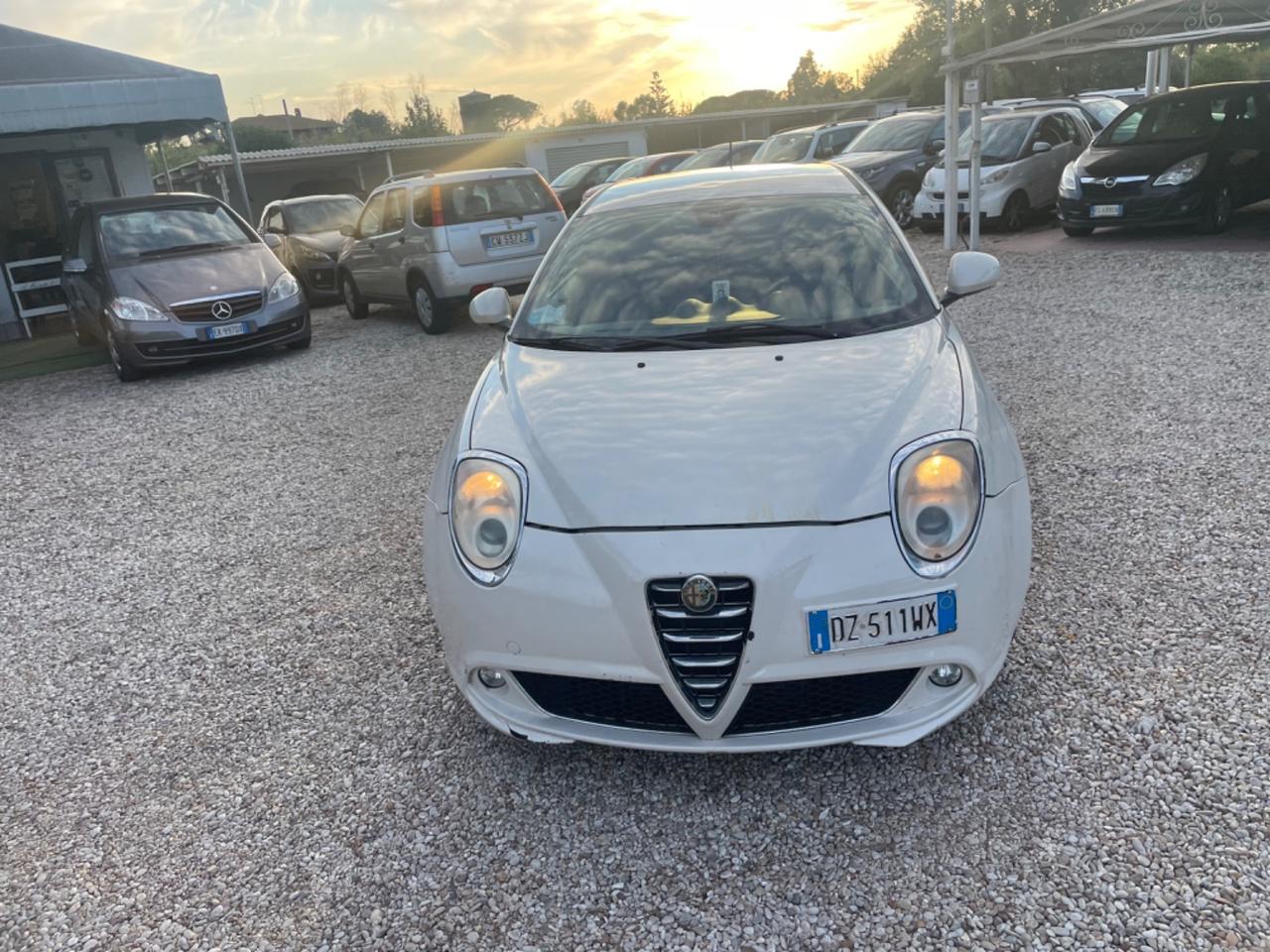 Alfa Romeo MiTo 1.6 JTDm 16V Distinctive Sport Pack