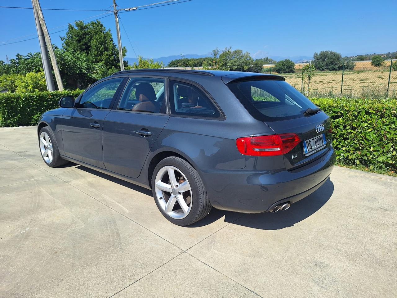Audi A4 Avant 2.0 TDI Sport Paket 2008 Xeno Pelle