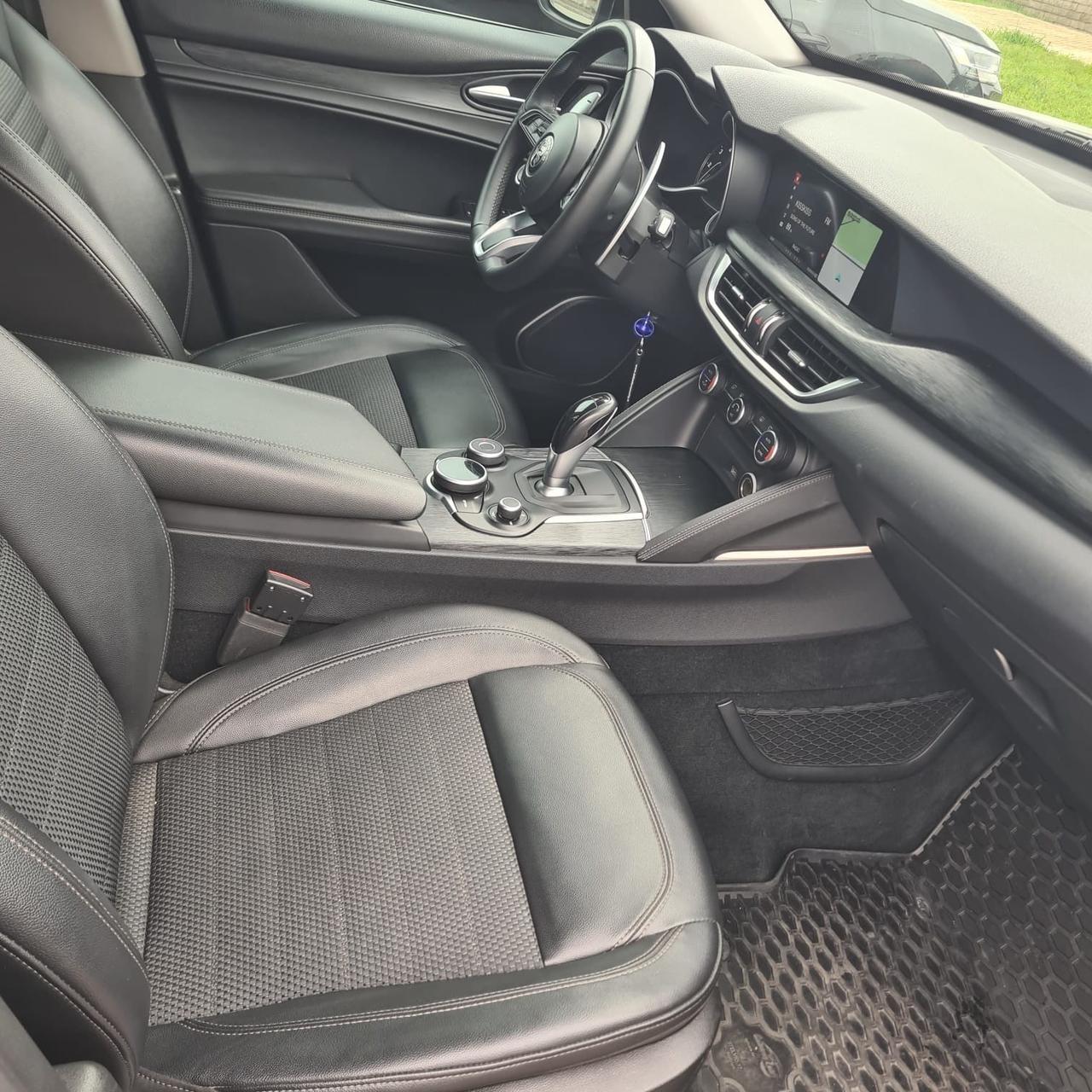 Alfa Romeo Stelvio 2.2 Turbodiesel 210 CV AT8 Q4 Executive