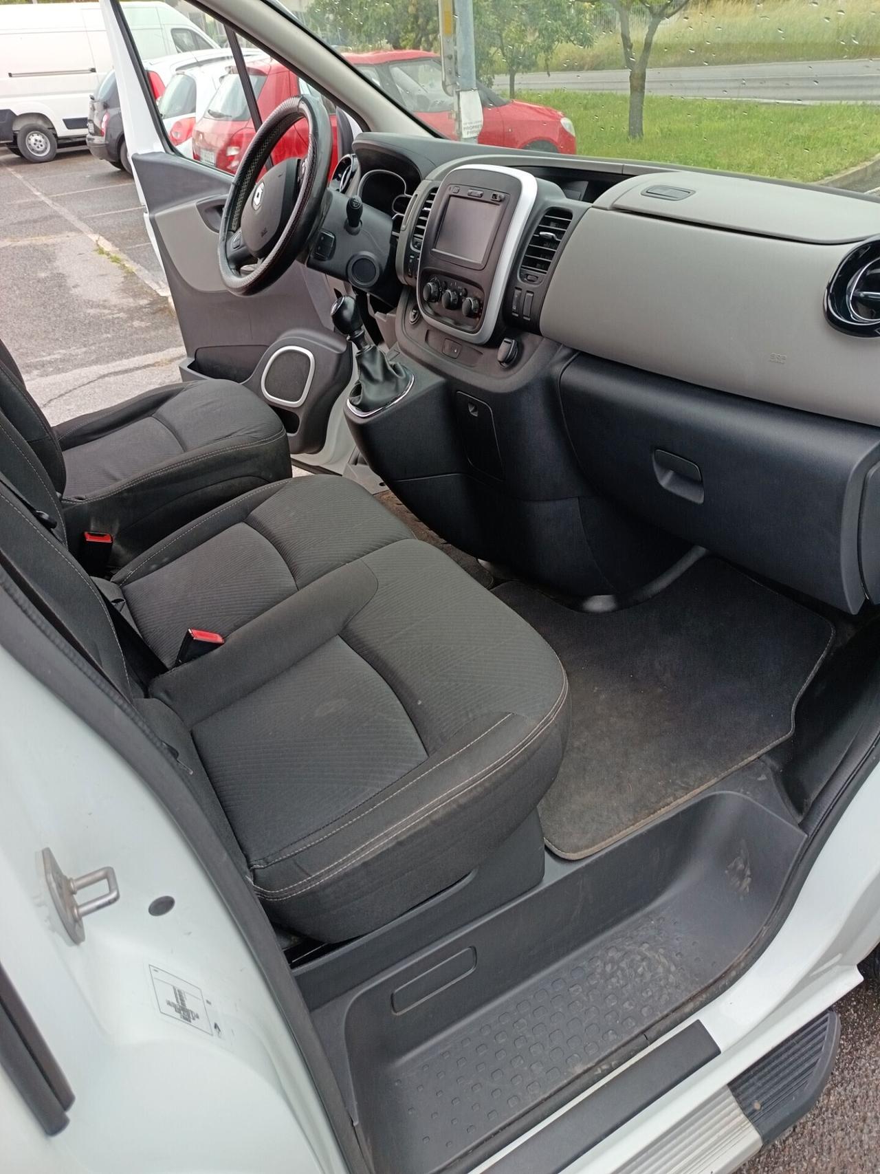 Renault Trafic T27 1.6 dCi 120CV PL 9 POSTI EURO 6