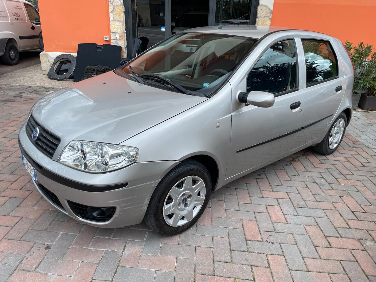 Fiat Punto 1.2i cat 5 porte ELX