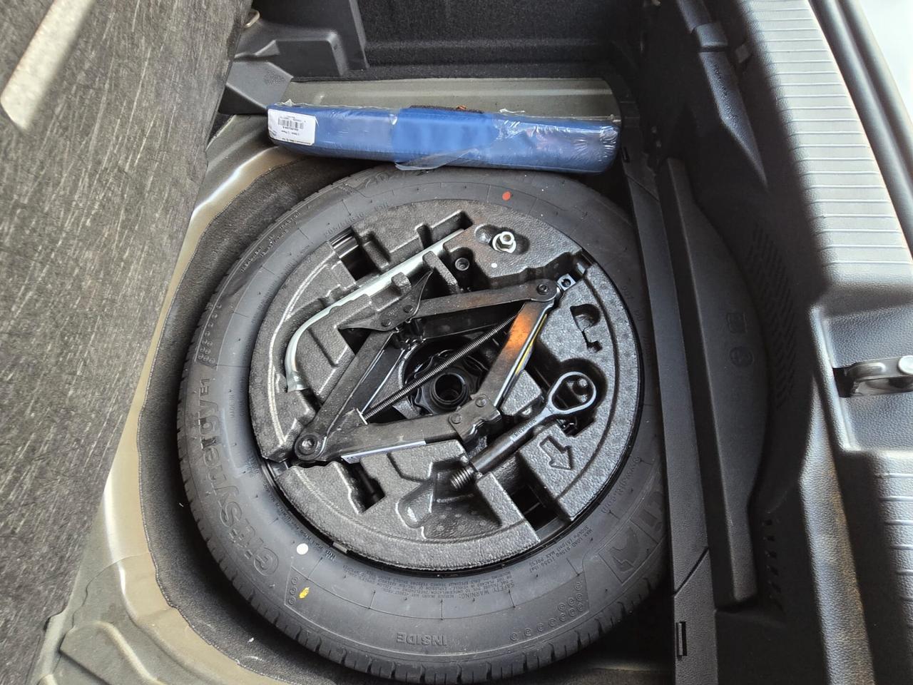 Volkswagen T-Cross 1.0 TSI Style 110 cv - 2021