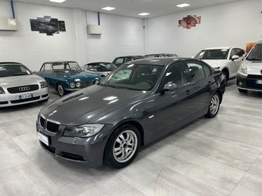 BMW 320 i berlina