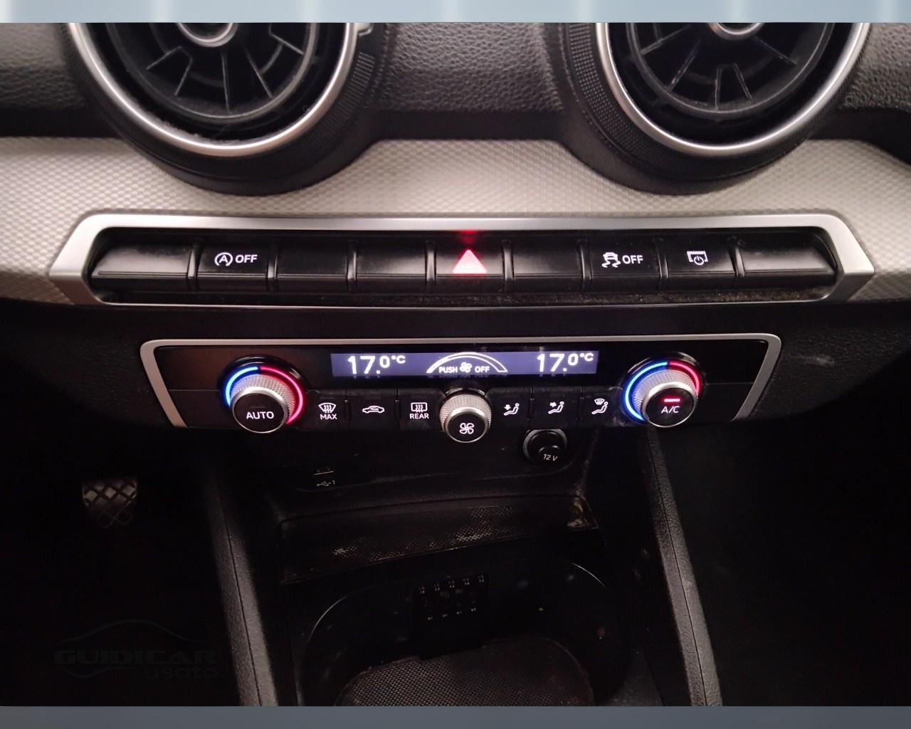 AUDI Q2 I 2021 - Q2 30 1.0 tfsi Business 110cv
