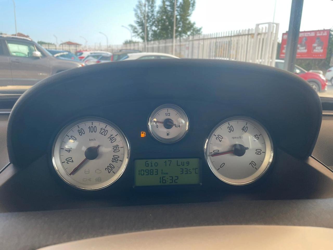 Lancia Ypsilon 1.2 Versus