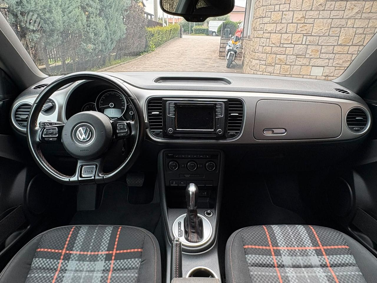 Volkswagen Maggiolino 1.2 TSI Club DSG NAVY TELECAMERA