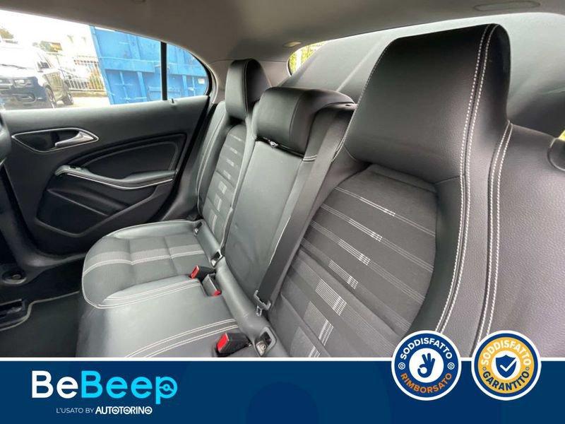 Mercedes-Benz GLA 180 SPORT AUTO