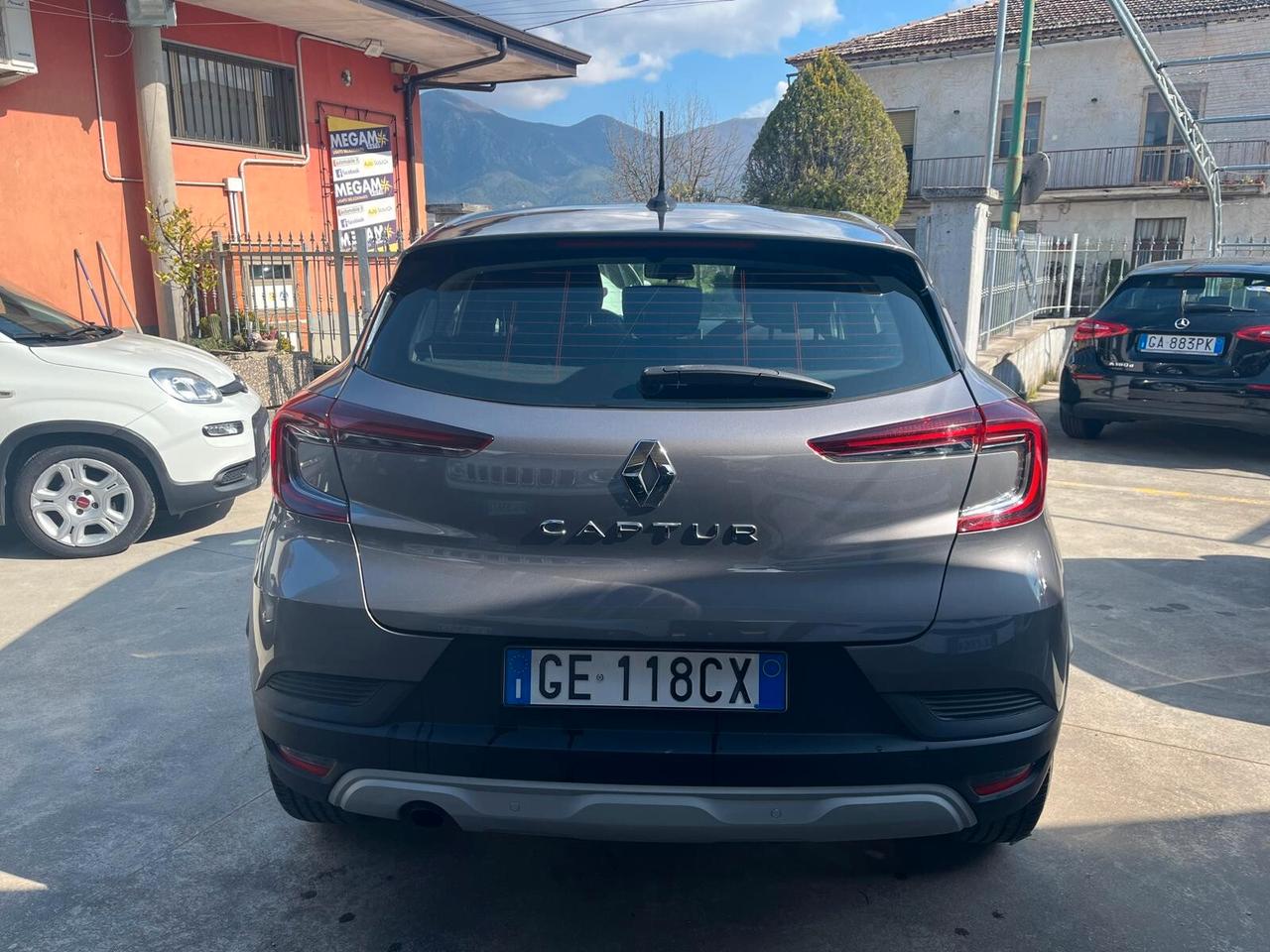 Renault Captur Blue dCi 115 CV EDC Business